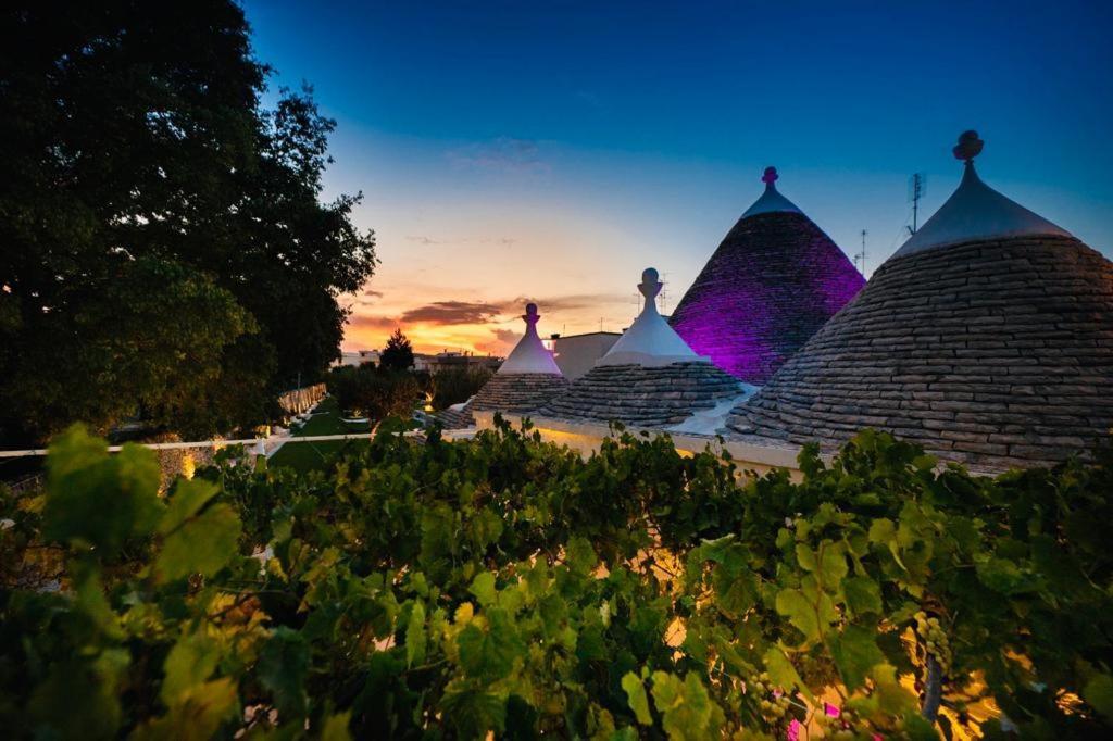 Ml Vacanze In Puglia Trullo Maestro Hostal Alberobello Exterior foto